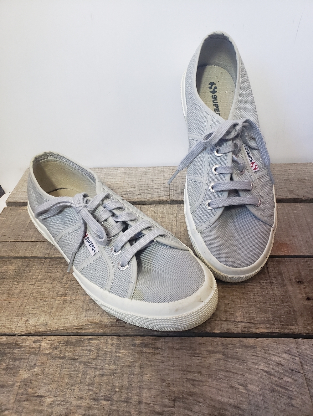 SUPERGA Classic Light Gray Canvas Sneakers Women's 7.5/ Men's 6